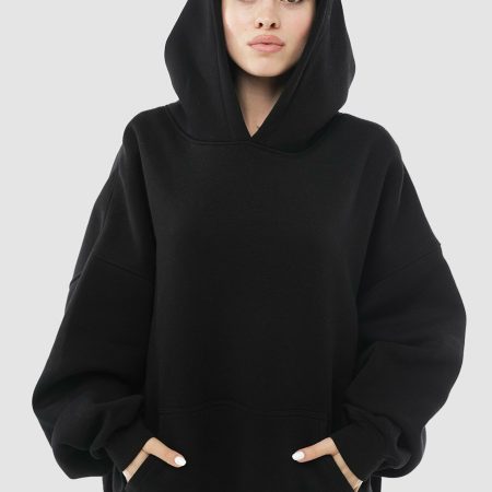 Black Oversize Hoodie: Urban Chic Essential